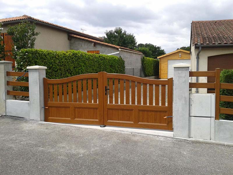Pose de portails Pont-du-Casse